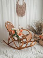 Vintage rieten schommelstoel, Enlèvement, Utilisé