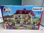Schleich horseclub huis met stal, Enlèvement, Comme neuf