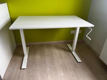 Bureau hoogte verstelbaar 70 cm x 120 cm Ikea Trotten Wit beschikbaar voor biedingen