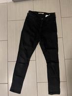 Levi’s 721 high rise skinny W26 L30 black kleur, Kleding | Dames, Spijkerbroeken en Jeans, Ophalen, Zo goed als nieuw