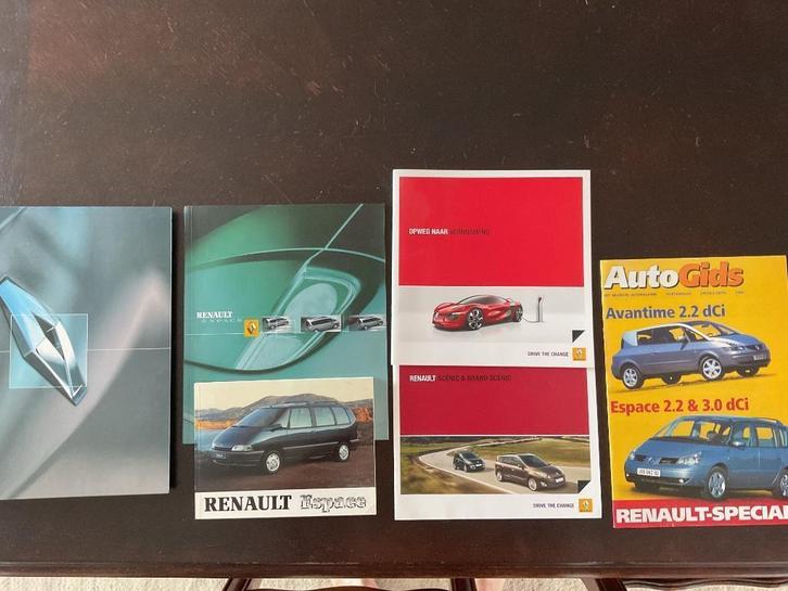 Autobrochures Renault., Boeken, Auto's | Folders en Tijdschriften, Renault, Ophalen of Verzenden