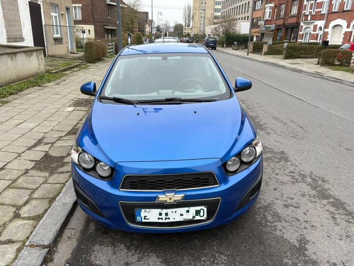 CHEVROLET 1.2 ESSENCE pret a immatriculer!, Autos, Chevrolet, Particulier, Aveo, Essence, Euro 5, Berline, 5 portes, Boîte manuelle
