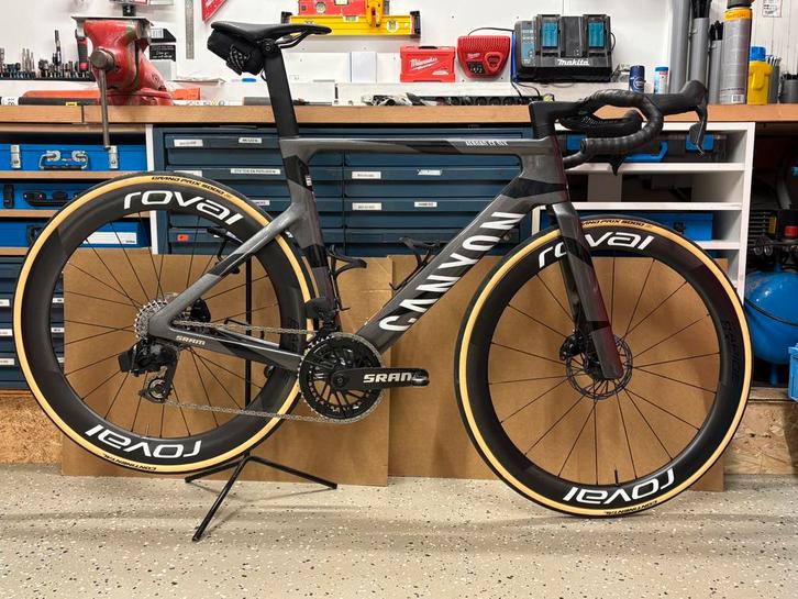 Roval rapide clx 2 witte letters, Fietsen en Brommers, Fietsen | Racefietsen, Zo goed als nieuw, Ophalen of Verzenden