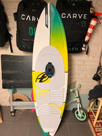 F-One Mitu Pro Model 5'8 beschikbaar voor biedingen