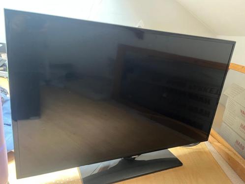 télévision LED 46 pouces samsung ue46f5000aw + télécommande, Audio, Tv en Foto, Televisies, Zo goed als nieuw, LED, 100 cm of meer