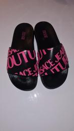 Versace slippers, Kleding | Dames, Slippers, Ophalen of Verzenden