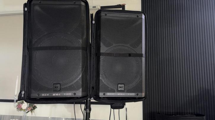 Verhuur professioneel geluidsinstallatie QSC Dynacord, Audio, Tv en Foto, Professionele apparaten, Zo goed als nieuw, Audio, Ophalen