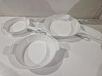 Set van 3 witte Le Creuset koekenpan en ovenschaal , cousan, Ophalen of Verzenden, Gebruikt, Gietijzer, Keramische plaat