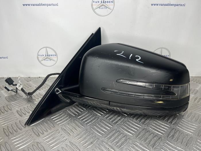 Buitenspiegel links van een Mercedes E-Klasse, Auto-onderdelen, Spiegels, Mercedes-Benz, Gebruikt, 3 maanden garantie