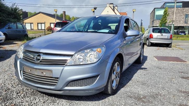opel astra 1.3cdti 1ste EIGENAAR AIRCO 2008, Auto's, Opel, Bedrijf, Te koop, Astra, ABS, Airbags, Airconditioning, Alarm, Boordcomputer