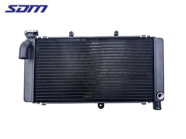 RADIATEUR EAU Honda (19010-MW0-003|19010-MW0-505), Motos, Pièces | Autre, Utilisé