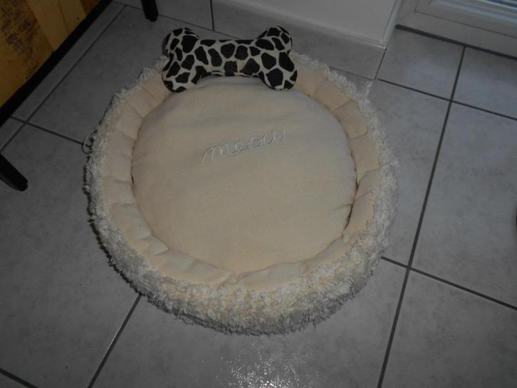 PANIER pour chien/chat...45cm, Dieren en Toebehoren, Overige Dieren-accessoires, Zo goed als nieuw, Ophalen of Verzenden