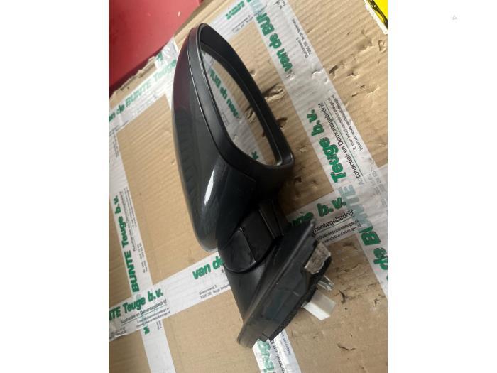 Rétroviseur extérieur droit d'un Kia Cee'D, Enlèvement ou Envoi, 3 mois de garantie, Utilisé, Kia