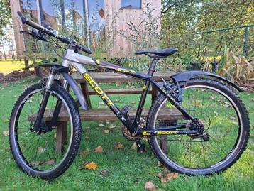 Mountainbike te koop beschikbaar voor biedingen