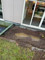 VANDAAG OPHALEN | Lavasteen vijver | vijversubstraat, Ophalen, Zo goed als nieuw