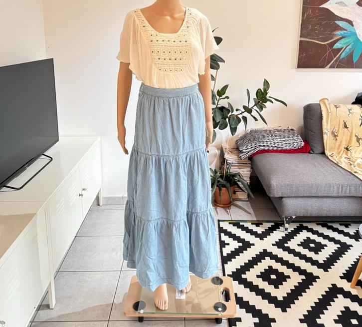 Bohemian denim skirt (size S/M) NEW, Kleding | Dames, Rokken, Nieuw, Maat 38/40 (M), Blauw, Onder de knie, Ophalen of Verzenden