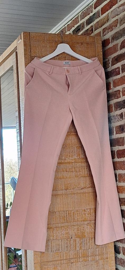 Broek Liu Jo lichtroze, Kleding | Dames, Broeken en Pantalons, Nieuw, Maat 36 (S), Roze, Ophalen of Verzenden