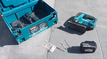 Makita DJV182ZJ 18V decoupeerzaag in box + batterij beschikbaar voor biedingen