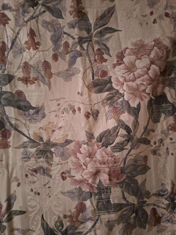 gordijnen met bloemmotief, Huis en Inrichting, Stoffering | Gordijnen en Lamellen, Zo goed als nieuw, Overige kleuren, Ophalen