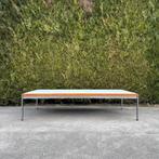 020 series - Artifort salontafel door Kho Liang - 1960, Antiquités & Art, Enlèvement