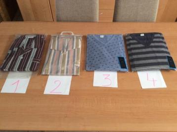 Te koop 4 heren pyjama's maat XL/XXL beschikbaar voor biedingen