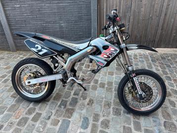 Derbi drd 2003 beschikbaar voor biedingen