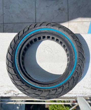 Pneu pour trottinettes électriques 10x2.5 – Anti-crevaison  beschikbaar voor biedingen