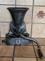 Antieke gietijzeren handmatige koffiemolen, Enlèvement