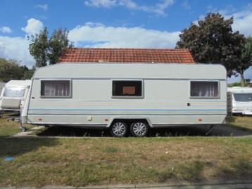  caravan knaus azur 650,dwars bed,zij tafel,rondzit,wc+tent- beschikbaar voor biedingen