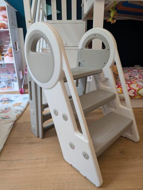 Marche pied / Tour.d'observation pliable et réglage, Kinderen en Baby's, Kinderkamer | Overige Meubels, Zo goed als nieuw, Ophalen