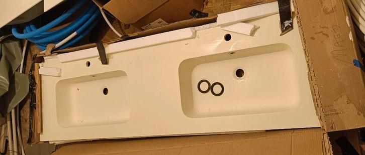 solid surface composiet wastafel 1.80m, Huis en Inrichting, Badkamer | Badkamermeubels, Zo goed als nieuw, Wasbak of Wastafel