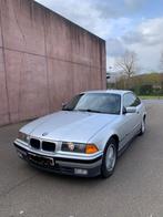 BMW 325i - E36 oldtimer, Auto's, BMW, Te koop, Benzine, 3 Reeks, Particulier