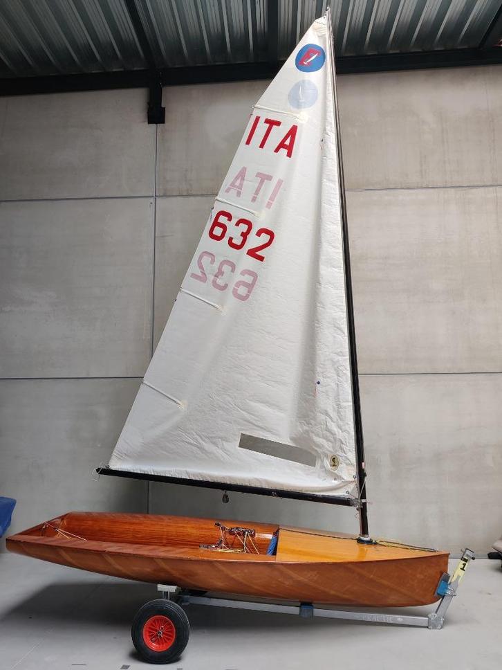 Houten Europe Moth, Watersport en Boten, Open zeilboten, Gebruikt, Overige typen, 3 tot 6 meter, Hout, Geen motor, Ophalen