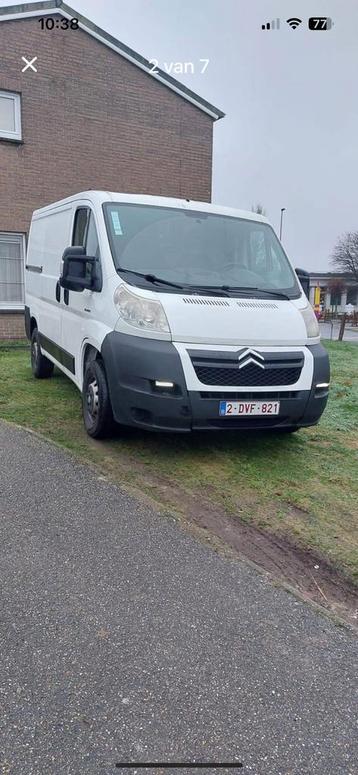 Jumper te koop beschikbaar voor biedingen