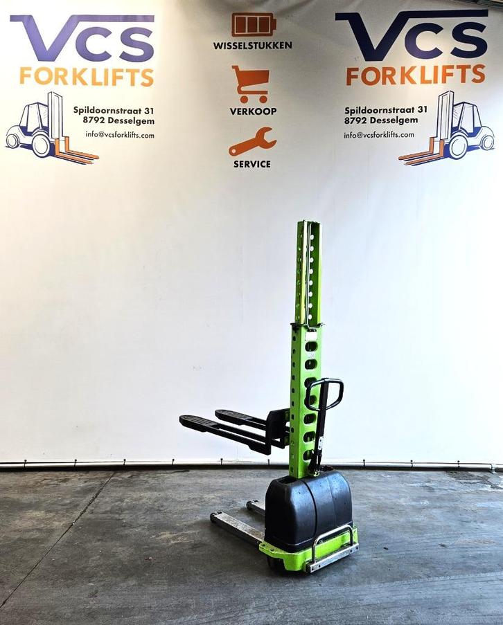 stapelaar / meeneemstapelaar, Zakelijke goederen, Machines en Bouw | Heftrucks en Intern transport, Stapelaar, Elektrisch, tot 1000 kg