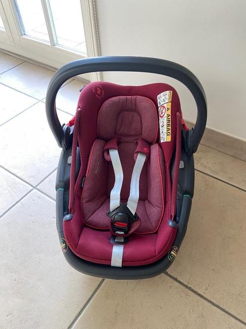 Maxi-Cosi Coral Essentiel Red I-size, Kinderen en Baby's, Autostoeltjes, Gebruikt, Maxi-Cosi, 0 t/m 13 kg, Autogordel of Isofix