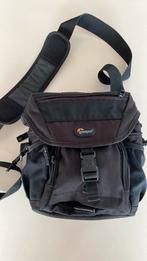 Sac photo Lowepro Nova 140 AW, TV, Hi-fi & Vidéo, Enlèvement ou Envoi, Utilisé, Sac à bandoulière, Lowepro