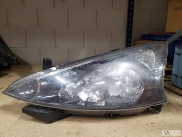Mitsubishi Grandis 2004 - 2010 koplamp links nette staat 200 beschikbaar voor biedingen