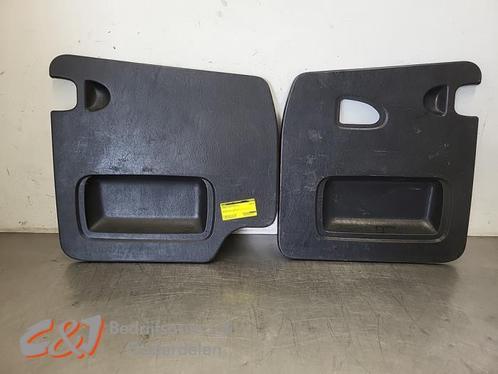 Bekleding achterdeur van een Renault Trafic, Auto-onderdelen, Interieur en Bekleding, Renault, Gebruikt, 3 maanden garantie, Ophalen of Verzenden