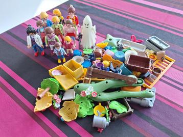 Playmobil 11 personnages + Vrac  beschikbaar voor biedingen