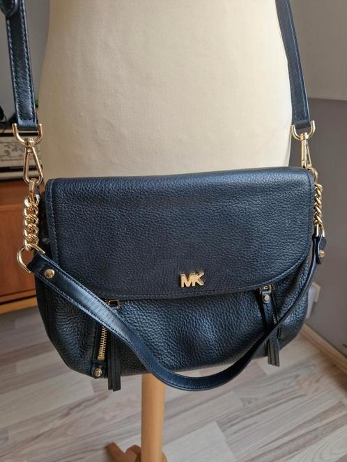 Sac à bandoulière Michael Kors modèle « Evie », Bijoux, Sacs & Beauté, Sacs | Sacs Femme, Utilisé, Noir, Enlèvement ou Envoi