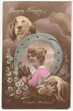 Bonne Année Femme fer à cheval 2 chiens souhaits affectueux, Verzamelen, Postkaarten | Dieren, Verzenden, Ongelopen, Hond of Kat