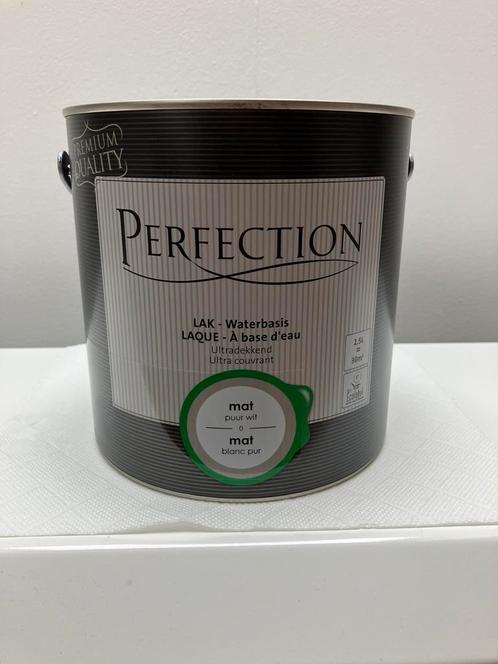 Laque Perfection ultra couvrant mat blanc pur 2,5L 50€, Bricolage & Construction, Peinture, Vernis & Laque, Neuf, Laque, Blanc