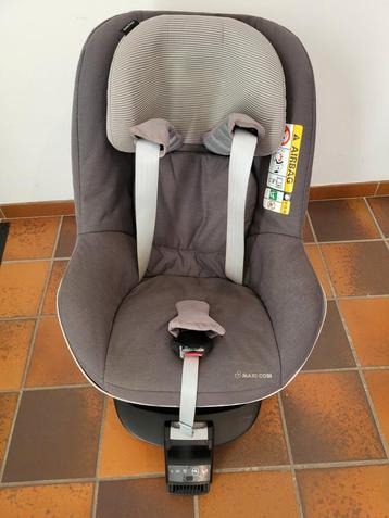 Maxi Cosi Pearl peuterstoel + Isofix 2wayfix beschikbaar voor biedingen