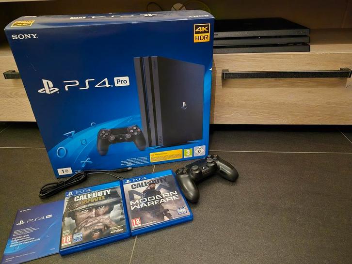 Playstation 4 Pro 1TB + 1 controller + 2 games, Games en Spelcomputers, Spelcomputers | Sony PlayStation 4, Zo goed als nieuw