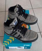 Hoge grijze printleder schoenen PIEDRO maat 32, Piedro, Garçon, Enlèvement ou Envoi, Utilisé