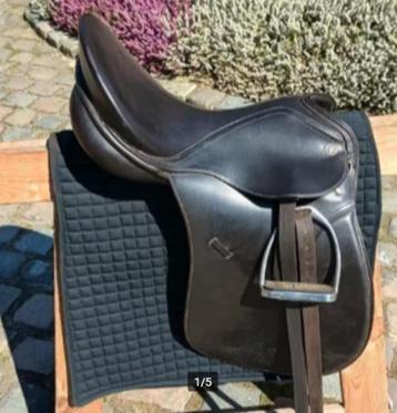 Selle polyvalente Kieffer, Enlèvement, Comme neuf, Autres espèces