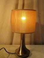 Belle lampe de table rétro en métal avec abat-jour - 32 cm, Maison et Meubles, Enlèvement ou Envoi