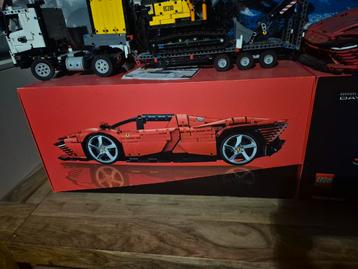 LEGO TECHNIC FERRARI DAYTONA SP3 NU 300EURO beschikbaar voor biedingen