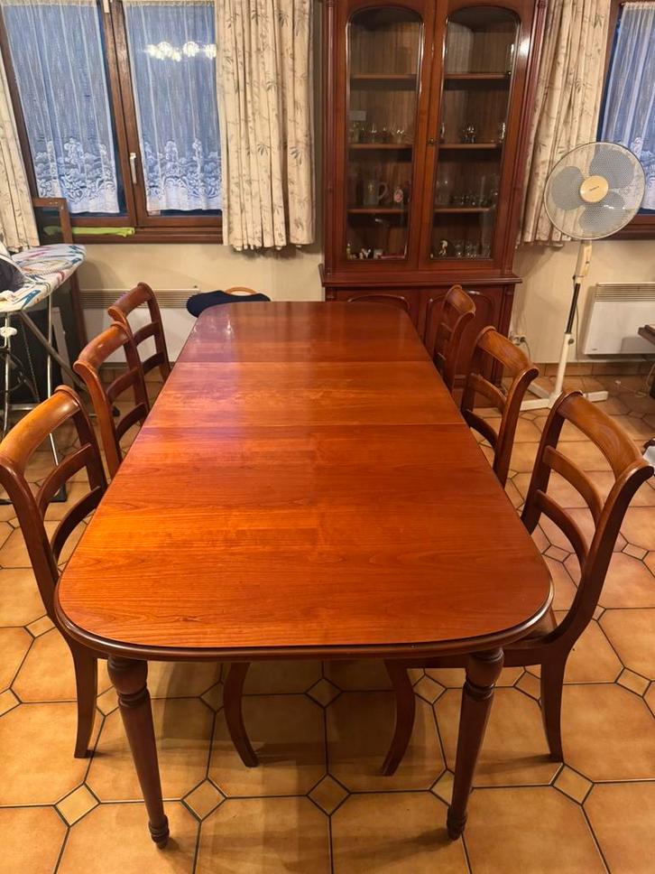 Salon comprenants table + chaises , buffet et vitrine, Maison & Meubles, Salles à manger complètes, Utilisé, 6 à 8 chaises, Enlèvement